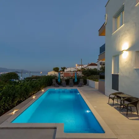 Piramida Apartman Trogir