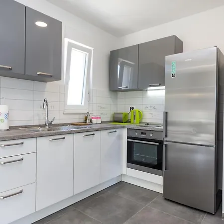 Apartment Piramida *