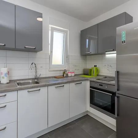 Piramida Apartment Trogir