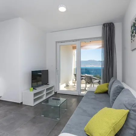 Piramida Trogir