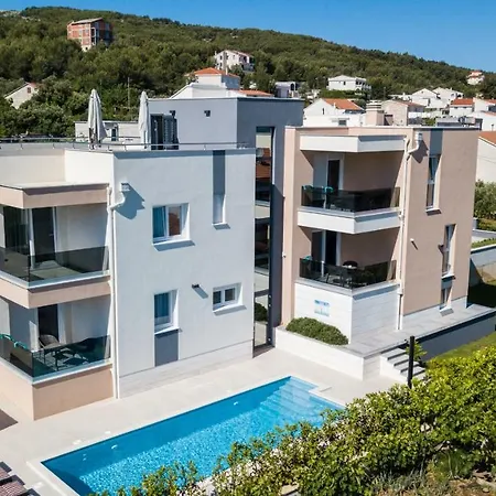 Piramida Appartement Trogir
