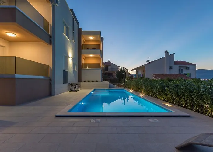 Piramida Apartment *