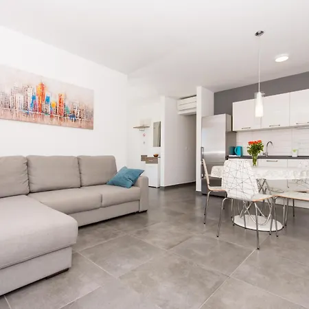 Piramida Apartment